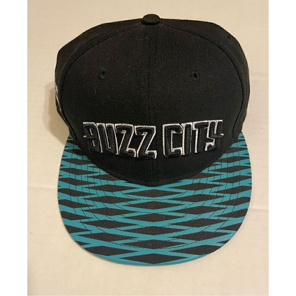 NEW ERA Charlotte Hornets NBA BUZZ CITY SnapBack Hat